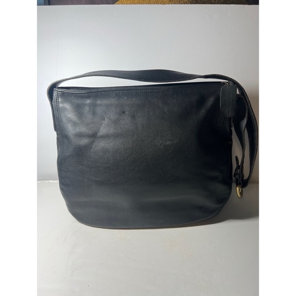 バッグ Vintage COACH Shoulder Bag Leather Black vintage coach black leather shoulder bag With White Stitching (See